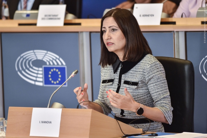 Евродепутатите подкрепиха Илиана Иванова за нов комисар