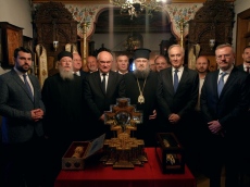 Премиерът и Врачанският митрополит Григорий на поклонение в Света гора