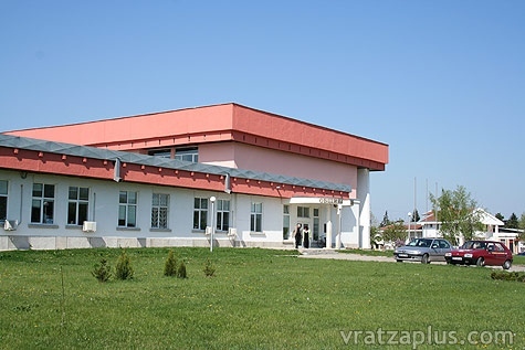 Криводол дава под наем язовир