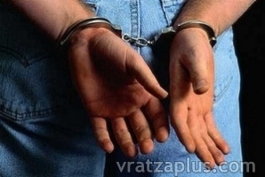 Полицаи отказаха подкуп от нарушител