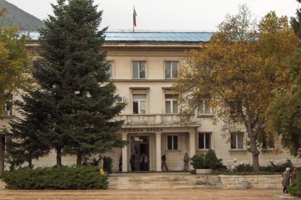 Равен достъп за  агитационни материали 