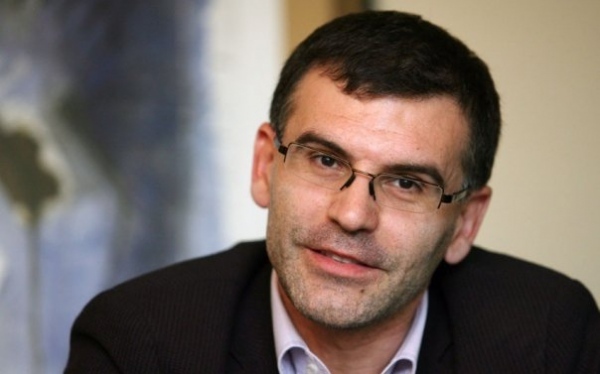 Дянков недоволен от министрите-врачани