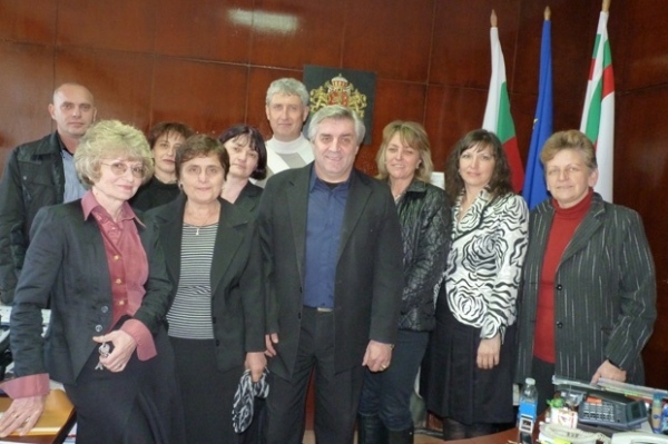 Представиха ръководния екип на Община Мездра