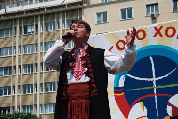 Илия Луков на хоро в Бърдарски геран
