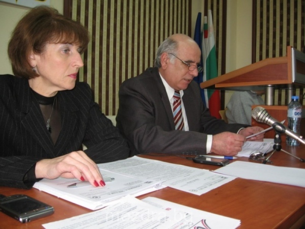 ОбС - Мездра одобри отчета за 2011 г.