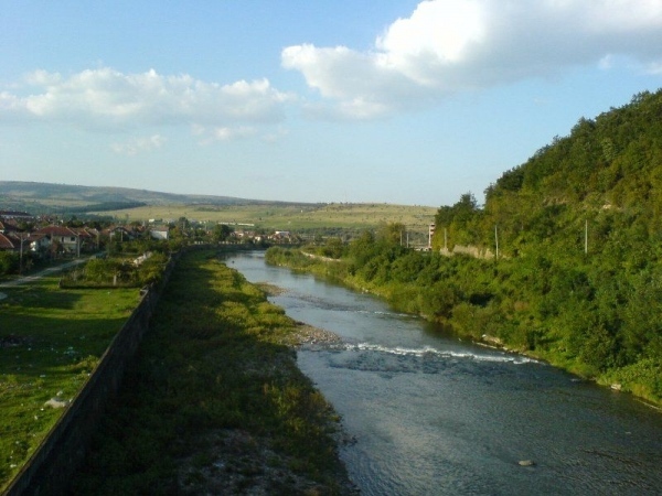  Родова среща в село Средни рът