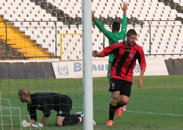 “Локомотив” София победи с 3:0 “Ботев” Враца