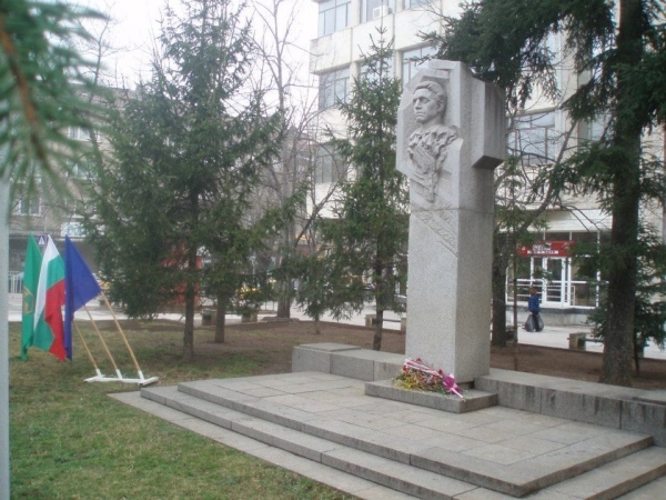 Враца отбелязва 176 години от рождението на Левски
