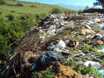 В Кнежа ще закриват сметище
