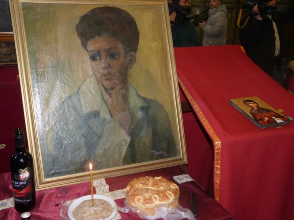 Органзират панахида за Мара Бунева