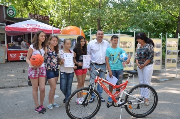 Наградиха най-добрите от фотоконкурса „Нашенци“