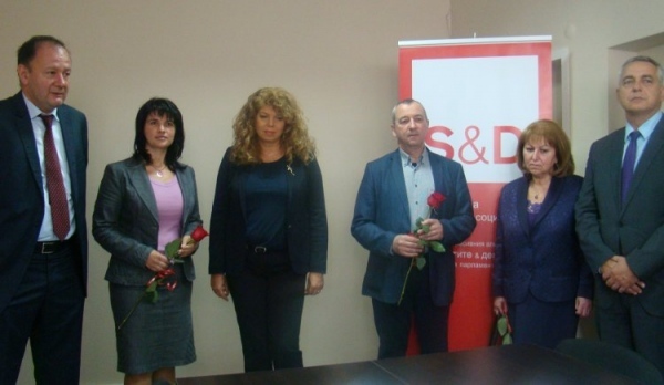 Евродепутати откриха свой офис в Монтана