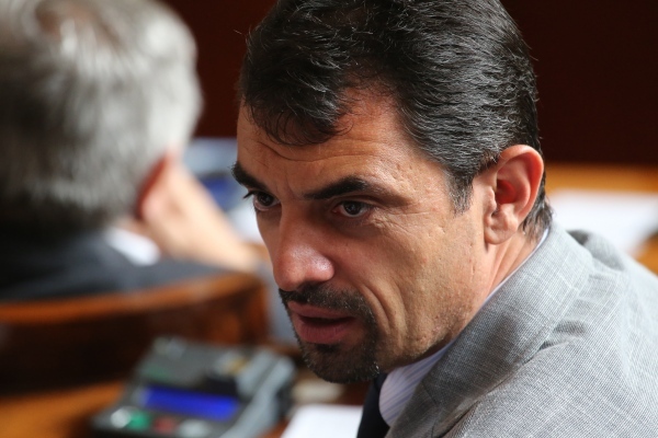 Отпадна орязването на придобивки в МВР