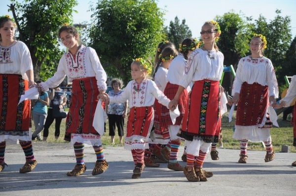Празник в село Слана бара