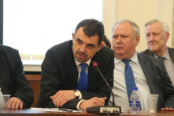 Явор Хайтов: \