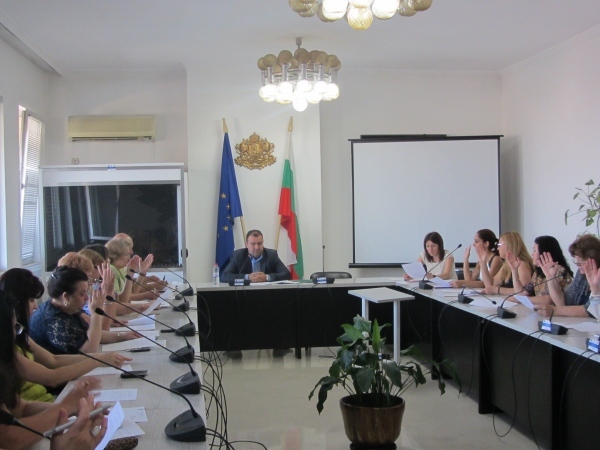 Заседава постоянната комисия по заетост