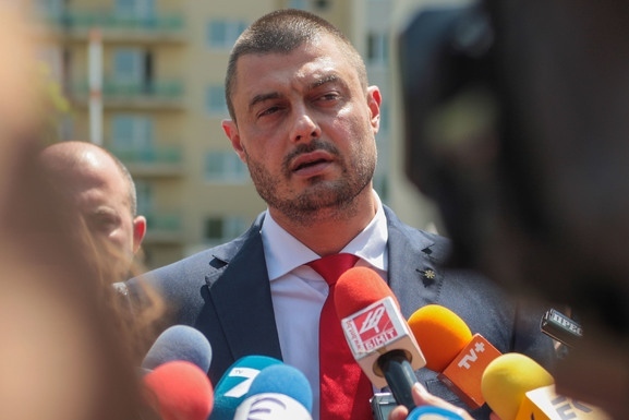 Бареков организира протест срещу мафията в съда