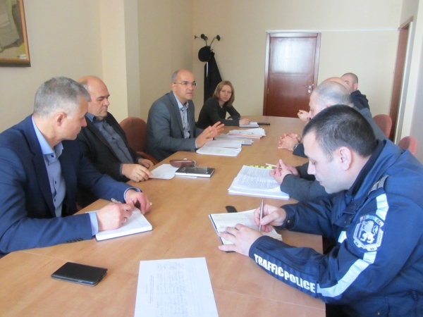Младенов председателства Консултативeн съвет 