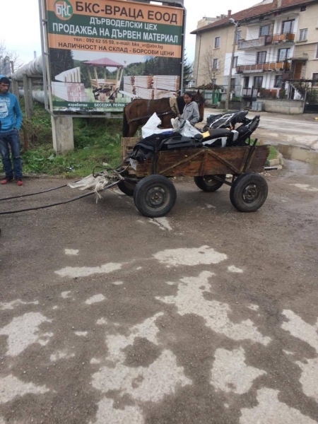 Актове и конфискувани каруци след съвместна  акция 
