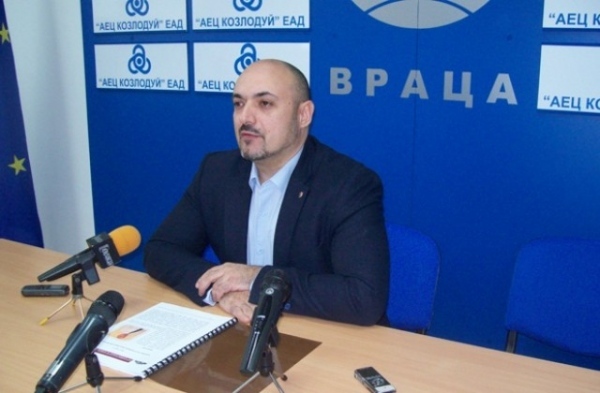 Богданов предлага на министър Радев