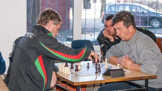 Ивайло Цеков завоюва първо място по ускорен шах