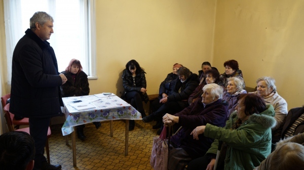Кмет се отчете пред жители на три села