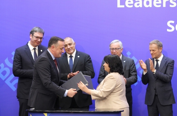 ЕС инвестира в газова връзка между България и Сърбия 	
