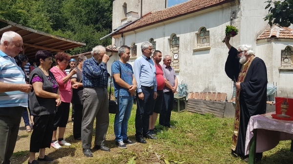 Отбелязаха храмовия празник на църквата в с. Оселна