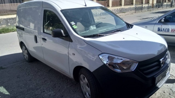НАП Враца продава товарен автомобил марка DACIA