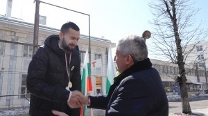 Отлично представяте на мездренски  атлети