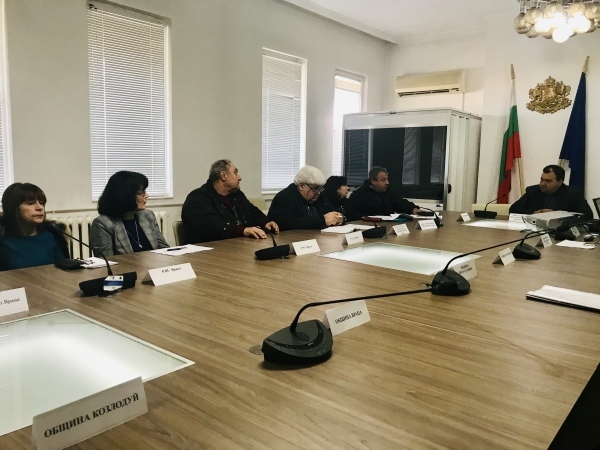 Първо заседание на областна комисия