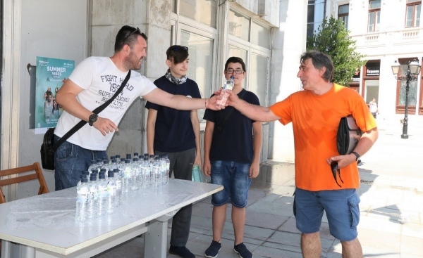 Община Видин раздава минерална вода 