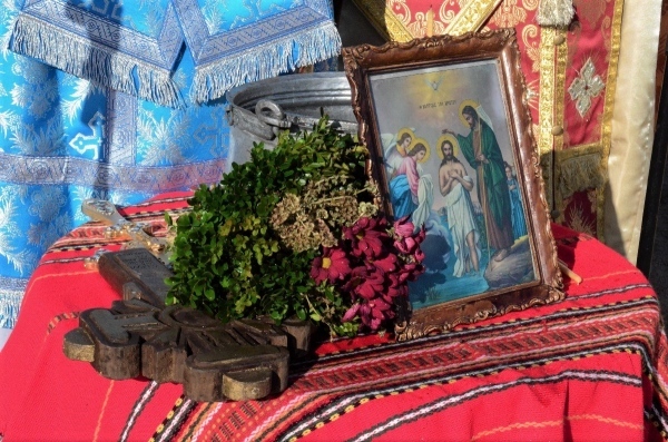 Хиляди празнуват на Йордановден и Ивановден 