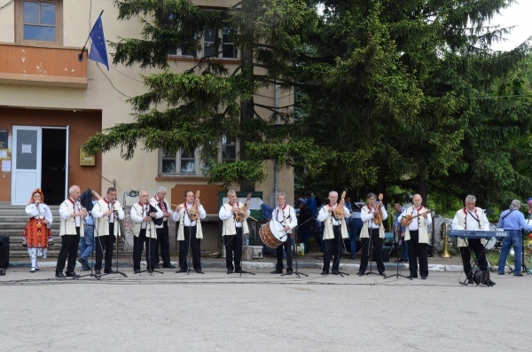 Празник в село Синаговци