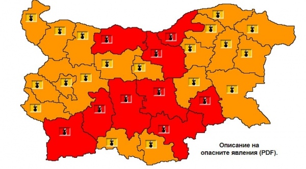 Опасно горещо: Червен код  за 9 области