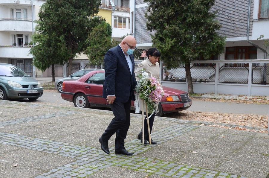 Видин с поклон към народните будители