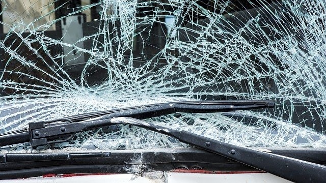 Двама загинаха при катастрофа в Алтимир