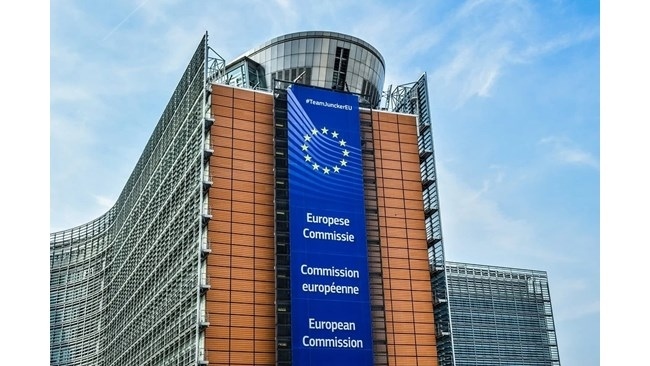 ЕС отпуска 300 милиона евро макрофинансова помощ за Украйна