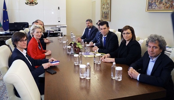 Премиерът и представители на коалицията се срещнаха  с председателя на ЕК 