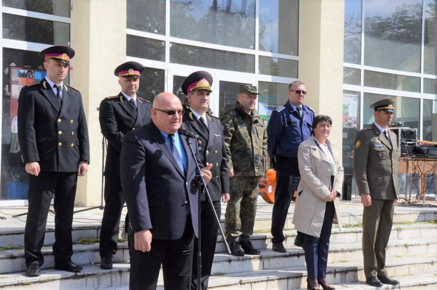 Комплексно занятие с показ на военна техника във Видин