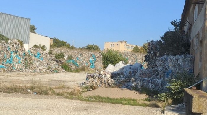 9 000 тона италиански боклук до Плевен –боклукчийска грамада от безхаберие