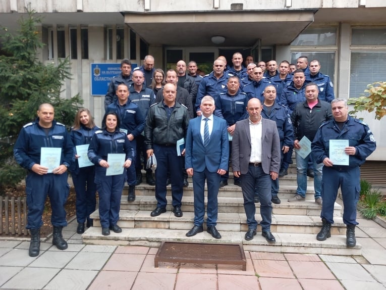 Наградиха  служители на ОД МВР Враца за празника на полицията	