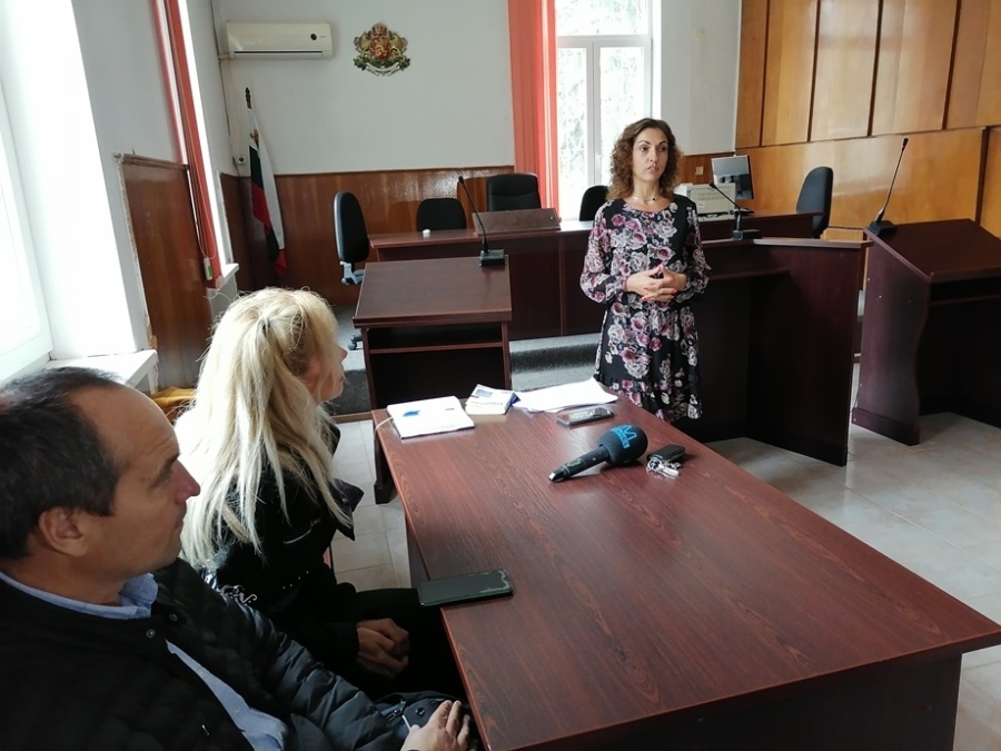 Първа беседа с ученици в Районен съд-Враца