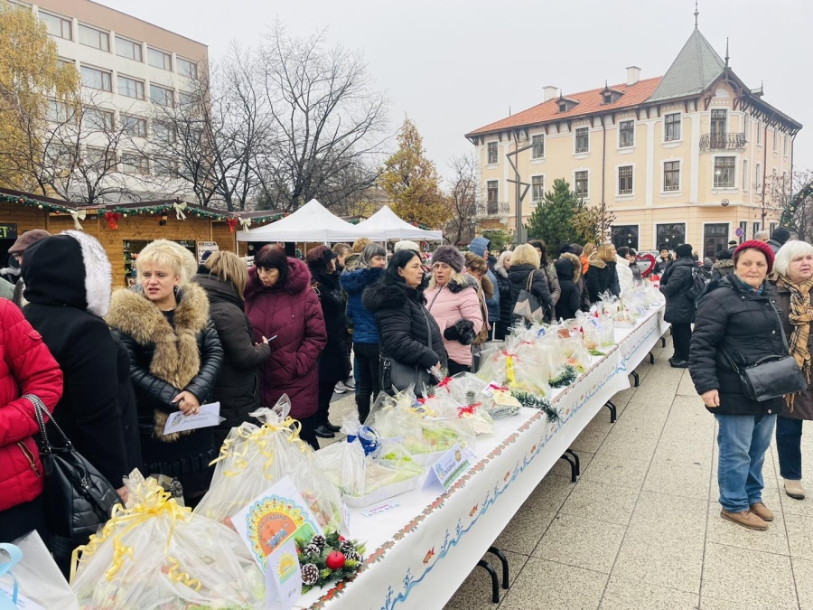 Стотици врачани отбелязаха Никулден