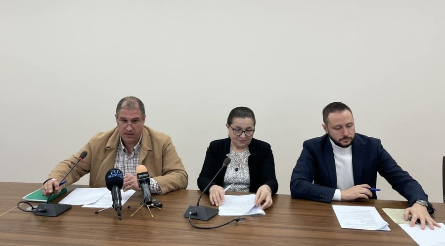 Над 260 000 лв. е размерът на щетите от ураганния вятър във Враца 