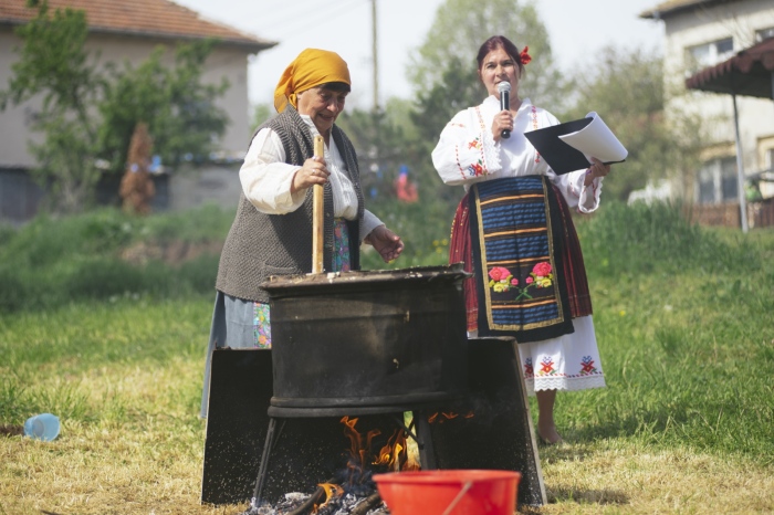 В село Царевец се проведе Фестивал на домашния сапун 