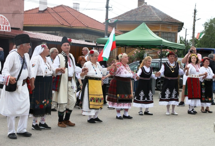 Пето издание на фестивала „От раклата на баба” във видинското село Кутово