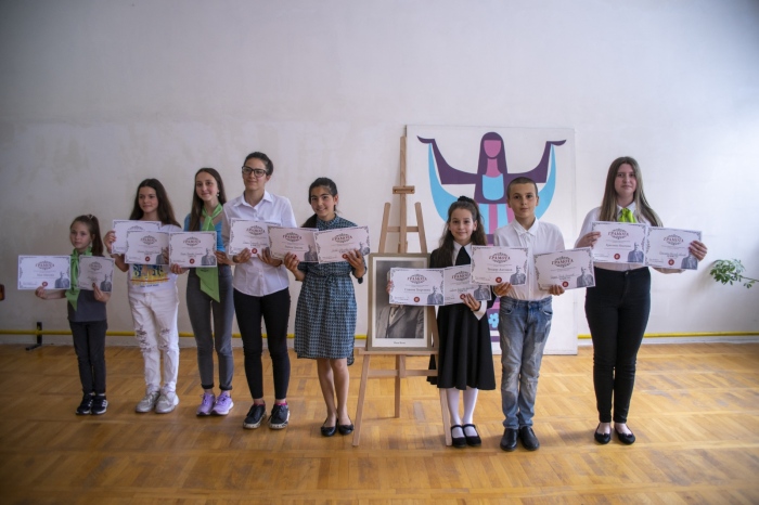 Приключи  детски конкурс рецитал на Вазови творби в Мездра 