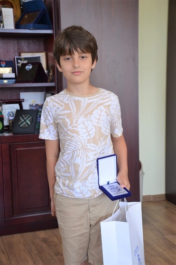 Кметът на Видин поздрави 9-годишния Иван Пенчов  