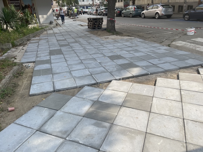 Във Видин ремонтират тротоари 